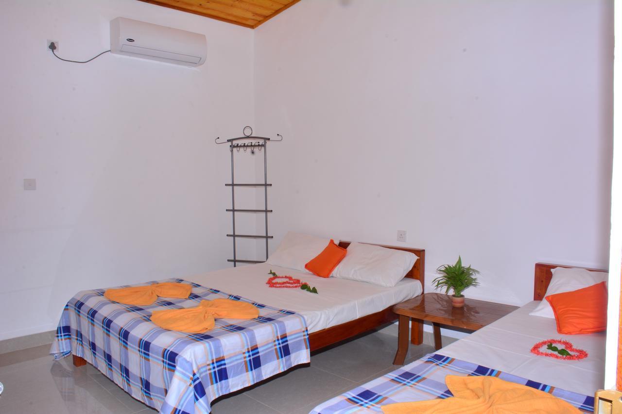 Pleasant Park Holiday Inn Trincomalee Dış mekan fotoğraf